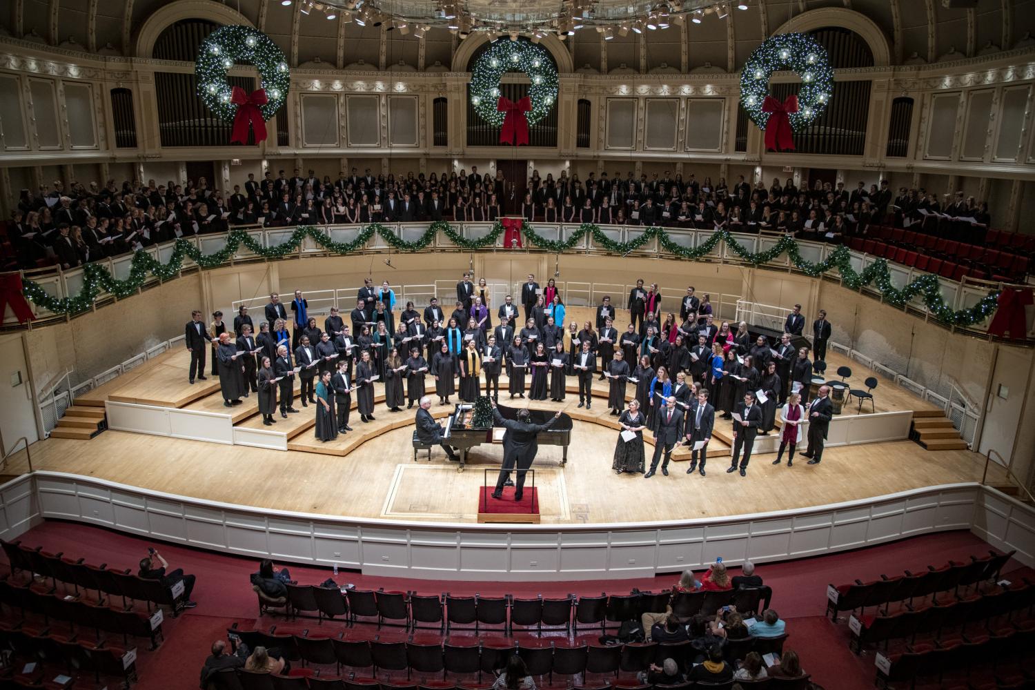 <a href='http://7uuy6.00766.net'>全球十大赌钱排行app</a>合唱团在芝加哥交响音乐厅演出.